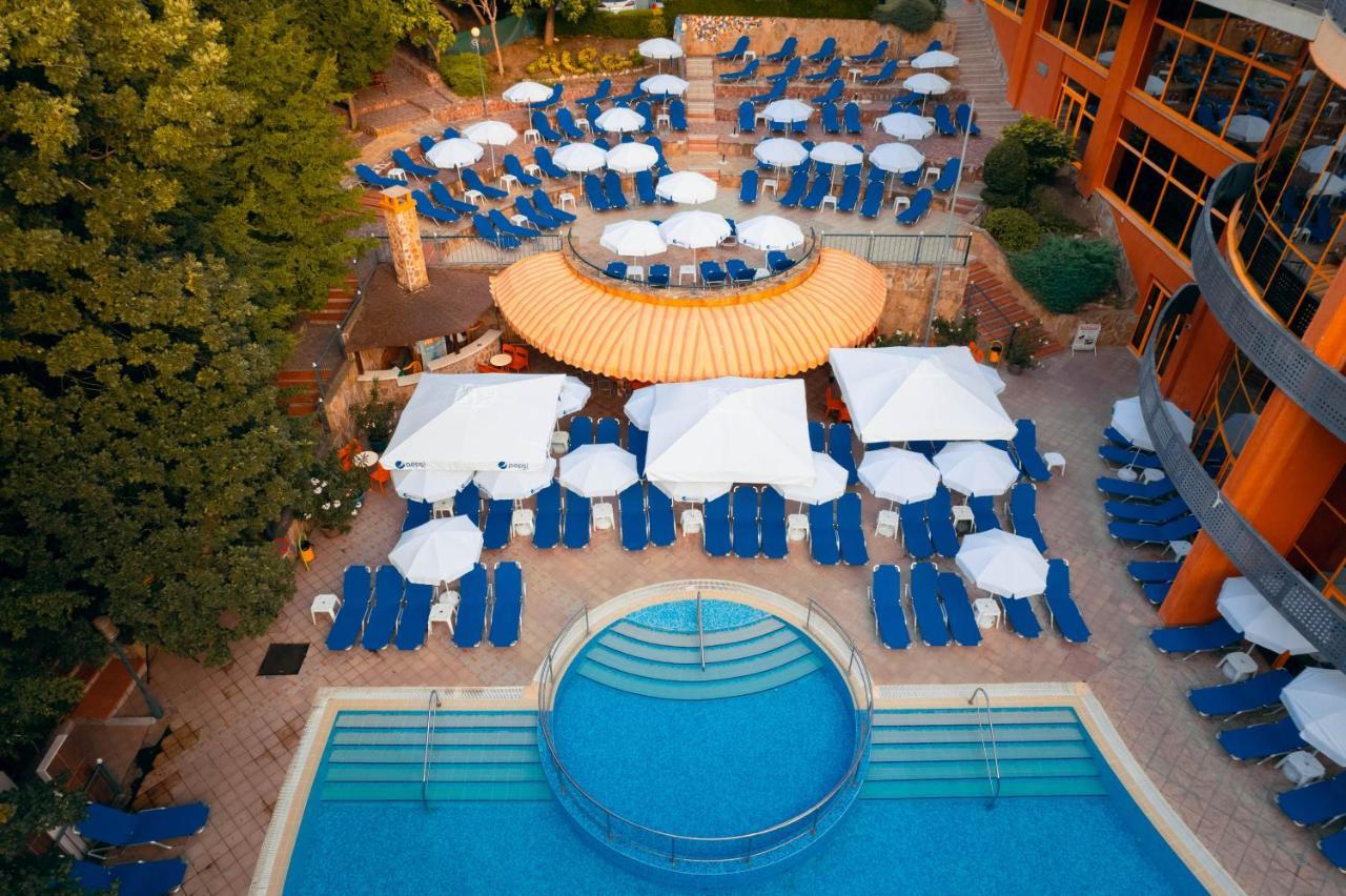 Atlas Golden Sands