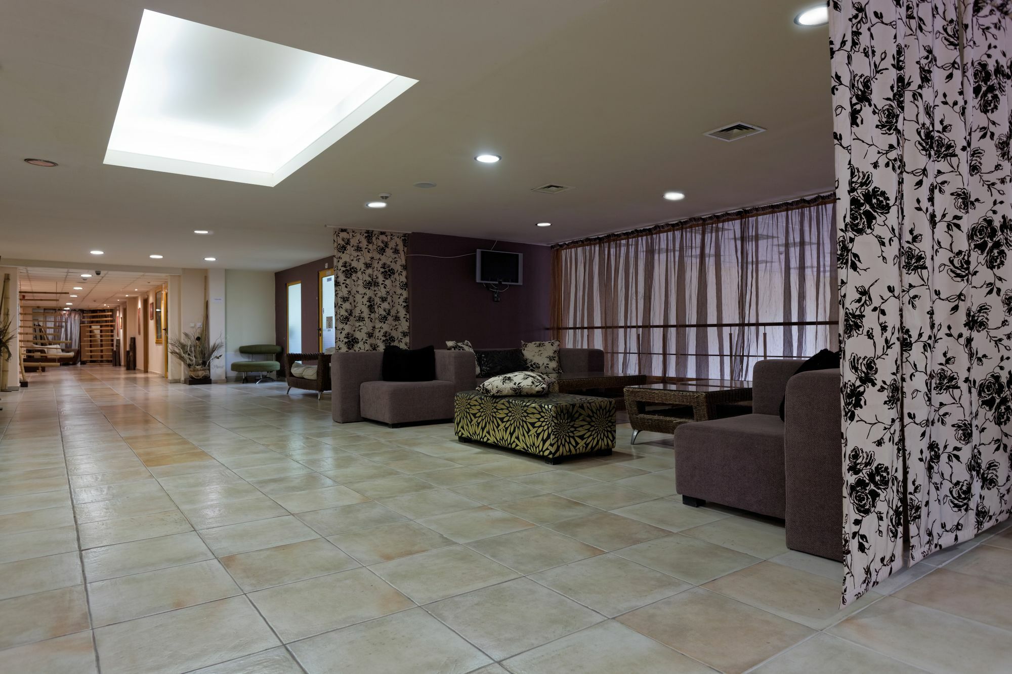 Atlas Otel Altın Kumlar